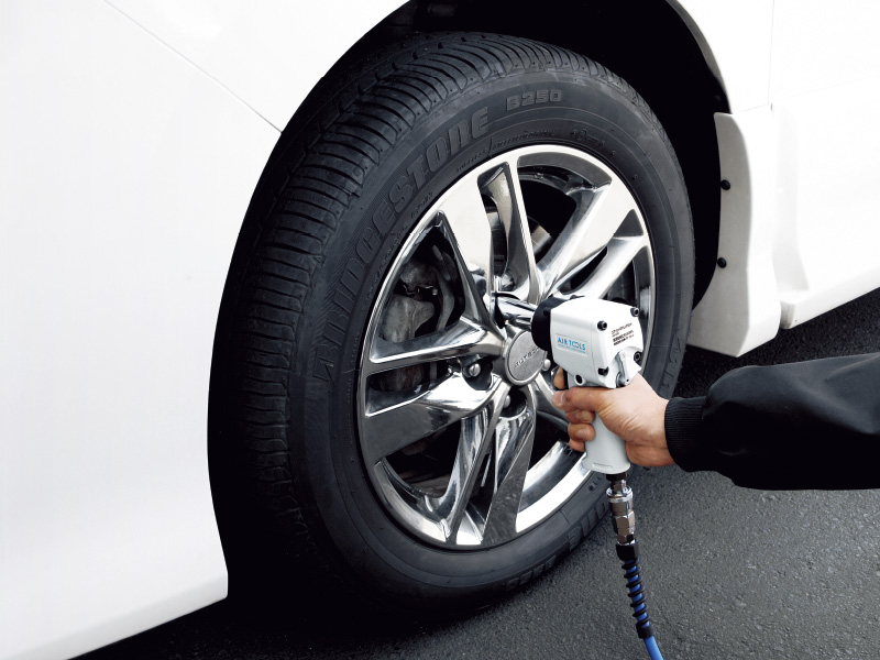 車のタイヤ交換のやり方をチェック！