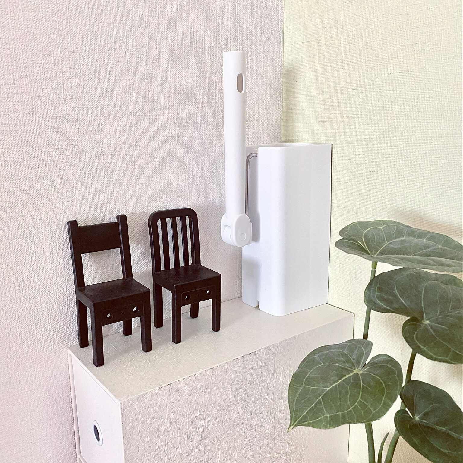 ＤＣＭ カットしやすいカーペット用粘着クリーナー、タテヨコ使える粘着クリーナー ｜ 商品カテゴリー：ハウスキーピング ｜ 商品紹介 ｜ ＤＣＭ