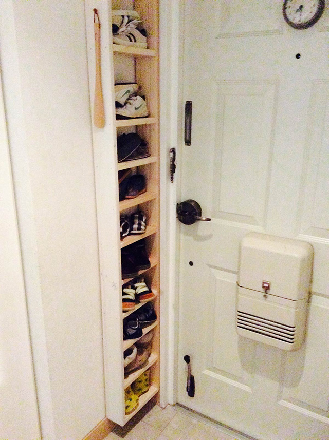 全て玄関に並べる