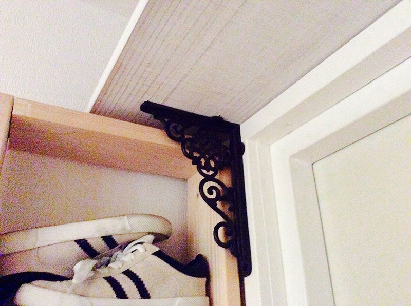 棚受けもデザインのカワイイもの