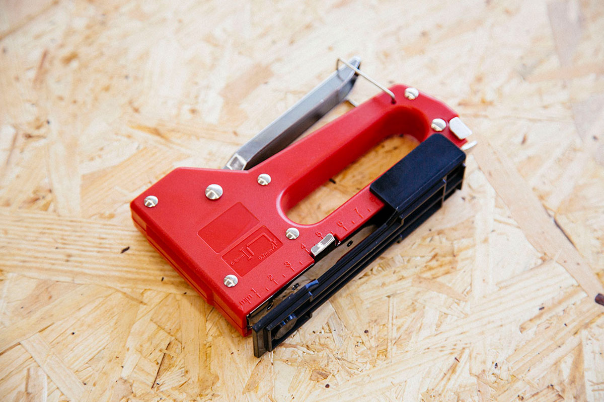 タッカー＆ホッチキス