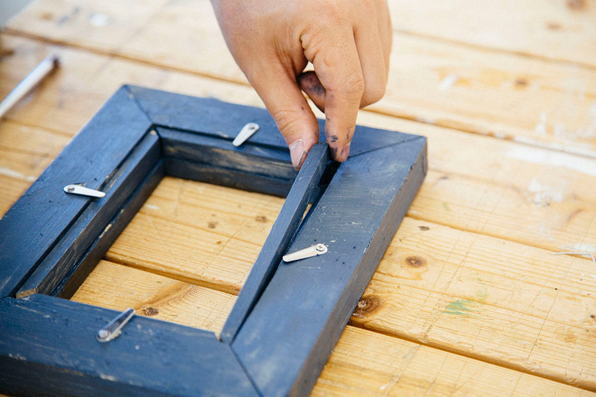 留め金具を取り付ける