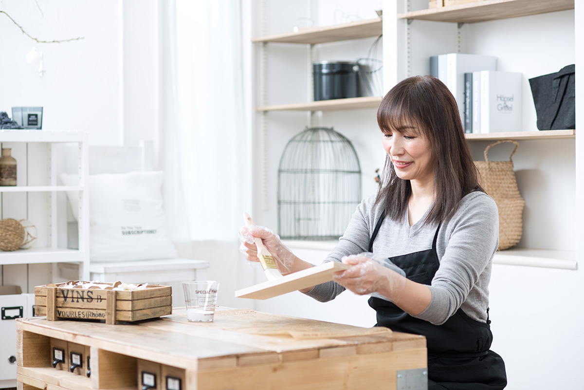 おしゃれなインテリア術で人気を集めるカリスマブロガー、瀧本真奈美さん
