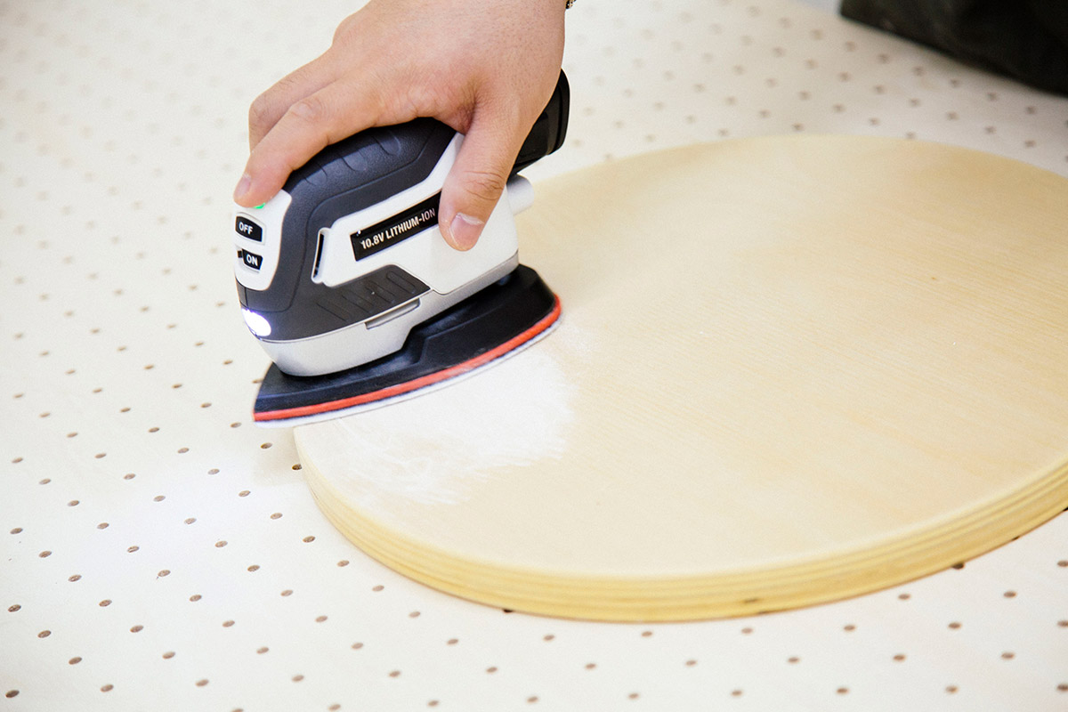 バッテリーは10.8V