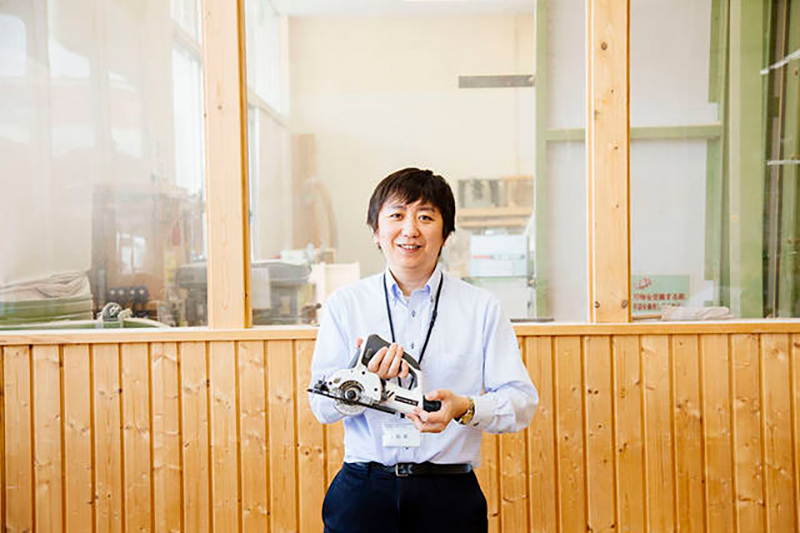 開発担当者、松本さん