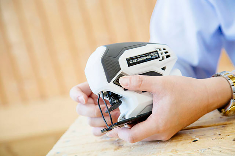 始動スイッチを押すだけ