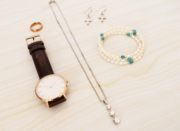 アクセサリーホルダーとしても