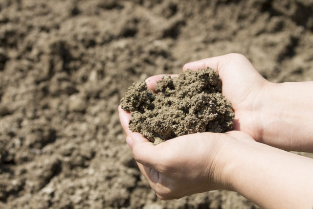 軽量で扱いやすい改良材