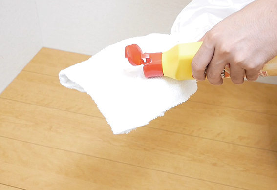 液剤を使って塗る