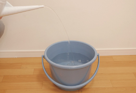 金魚の飼い方■水槽と砂利を水洗いする