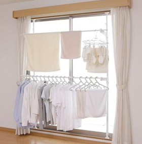 ＤＣＭ 窓枠物干し 2段