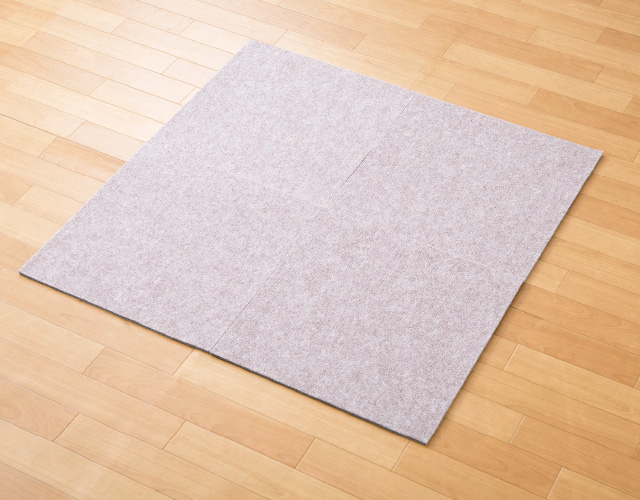 ＤＣＭ 防音吸着タイルマット　ベージュ