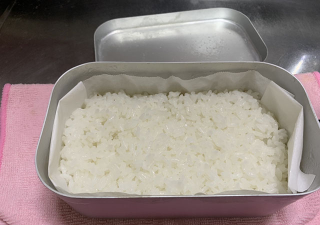 メスティン折で炊飯してみた