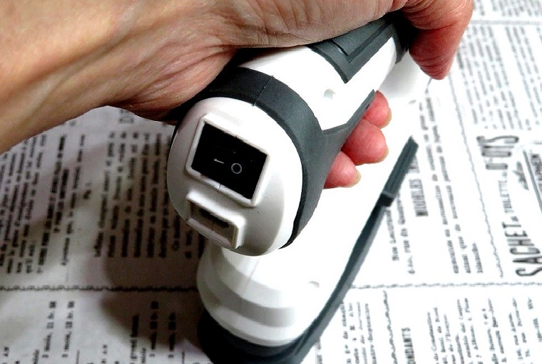 ＤＣＭ 充電式タッカー